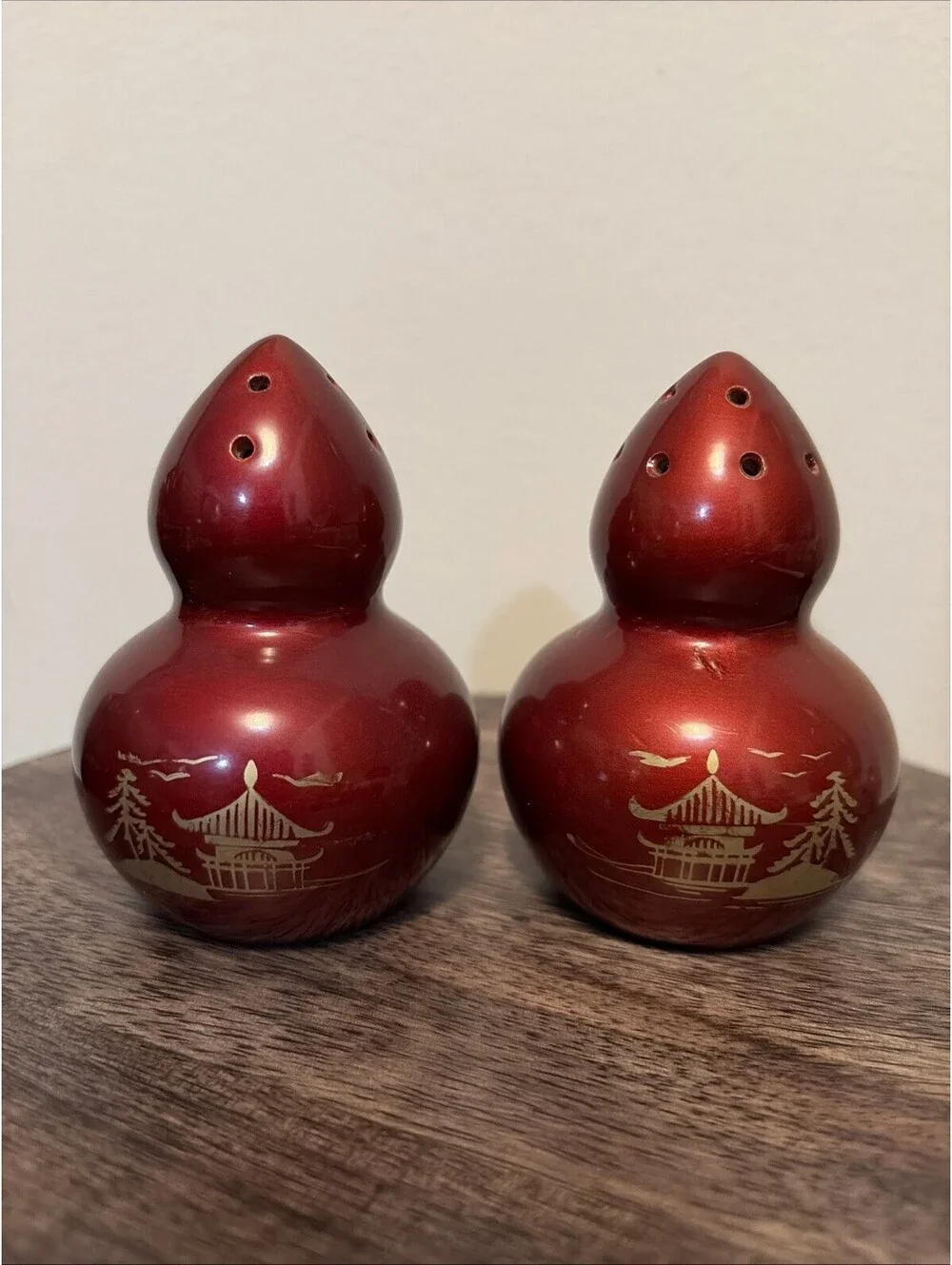 Vintage Japanese Double Gourd Shape Pagoda Picture Salt Pepper Shakers Dark Red